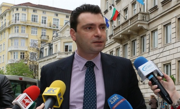 Лидерът на БСП София Калоян Паргов призова за възстановяване на