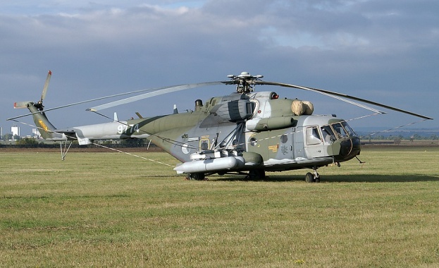 Продължава участието на военнослужещи и хеликоптер Ми 17 от състава на