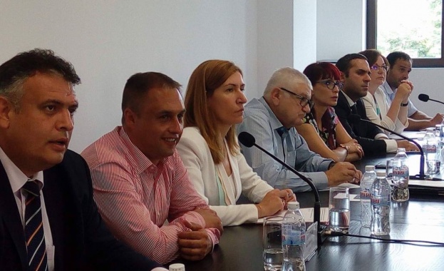 Популяризирането на България минава през културно историческия зимния морския и