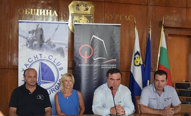 Над 280 състезатели от 45 държави ще вземат участие в