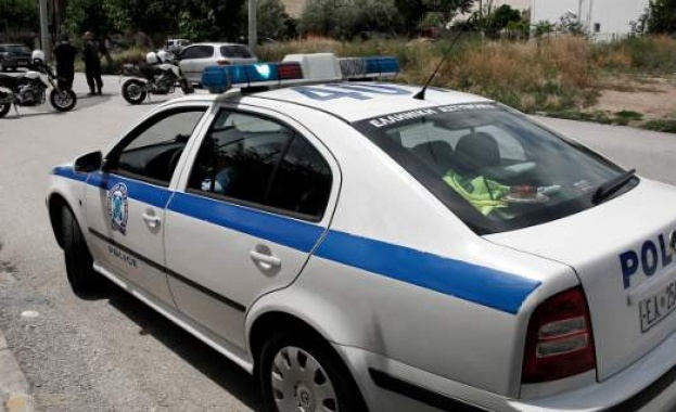 Роми от гръцкия град Лариса са нападнали полицаи съобщава БНР