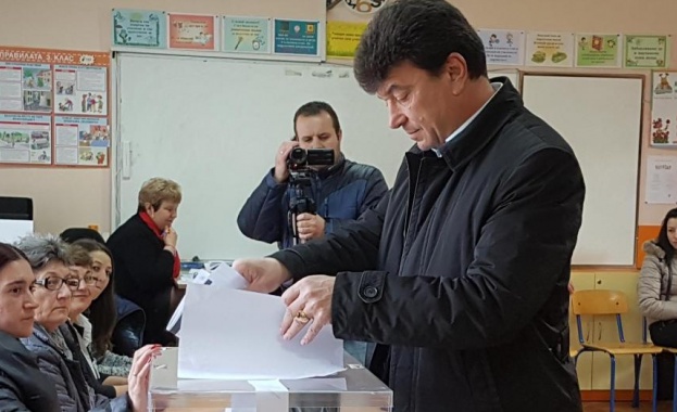 Народният представител Живко Мартинов напуска парламента по собствено желание съобщи