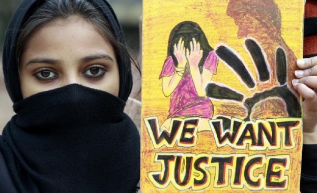 Близо 20 души от Мултан Пакистан бяха арестувани защото наредили