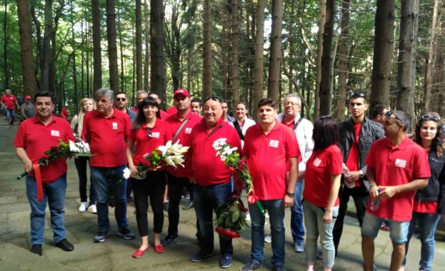 Ние вярваме в идеята Да всеки има емоция всеки има