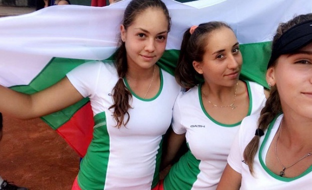 Спортният талант на Еврофутбол Михаела Кафтанова и партньорката й Гергана