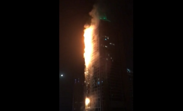 Пожар избухна в една от най високите жилищни сгради в света