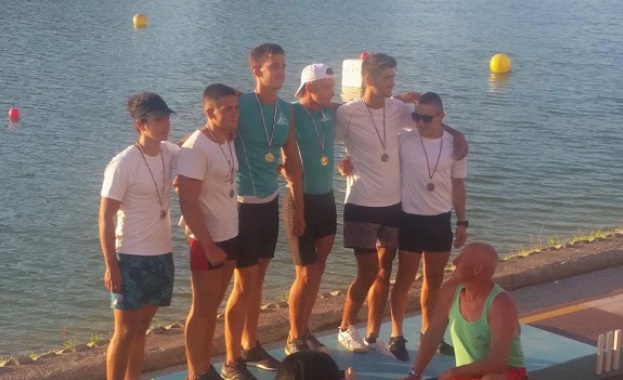 Спортният талант на Еврофутбол Михаела Кафтанова и съотборничките й от