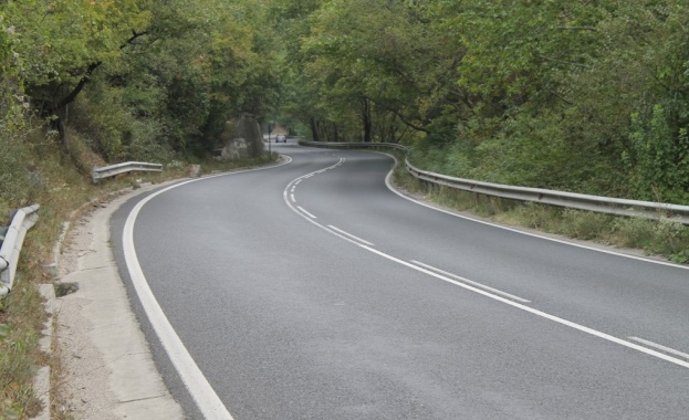 В участъка от магистрала Струма през Кресненското дефиле ще бъдат