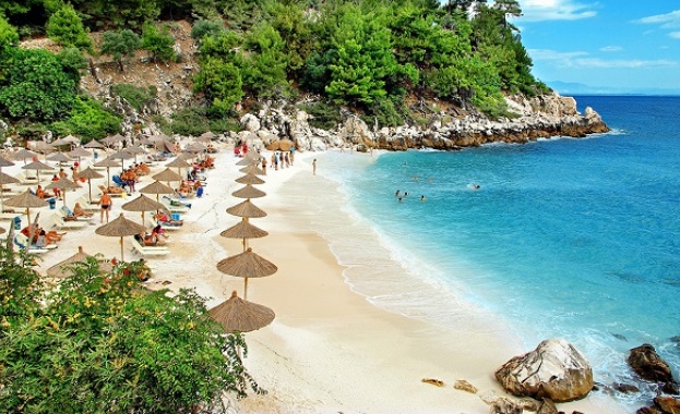 Властите забраниха да се влиза както пеш така и с