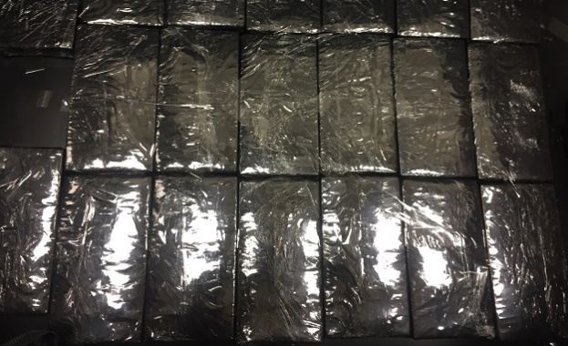 5,2 кг хероин задържаха митнически служители от отдел „Борба с
