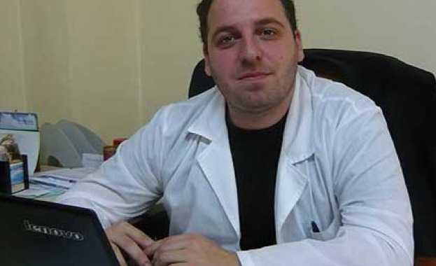Скандалният шеф на дупнишката болница Росен Тимчев се отърва от