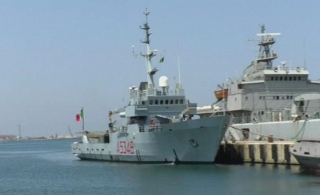 Италиански военен кораб започна работа по поддръжката на плавателни съдове