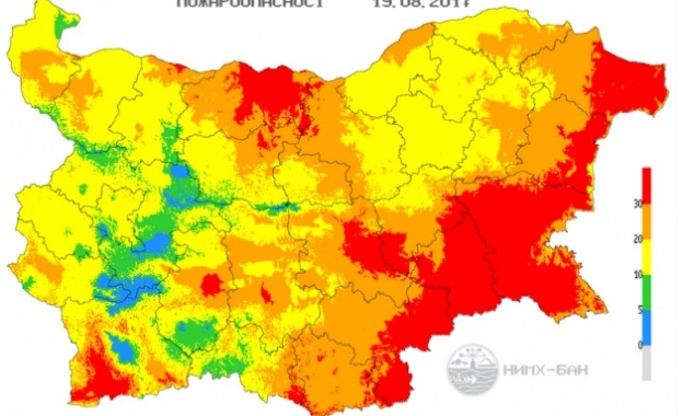 Екстремален e индексът за пожароопасност в 9 области на страната