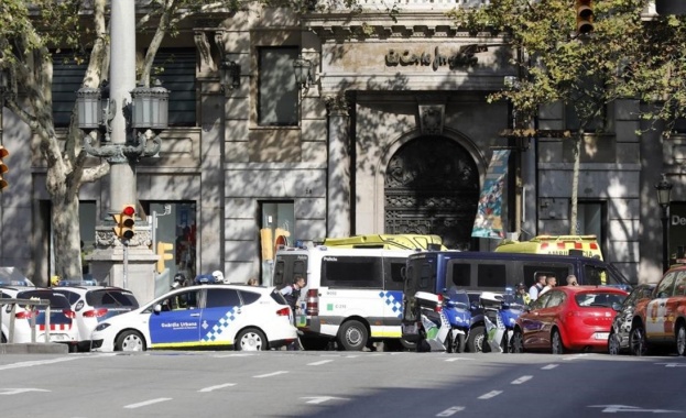 Общо 54 души от пострадалите при терористичните атаки в Барселона