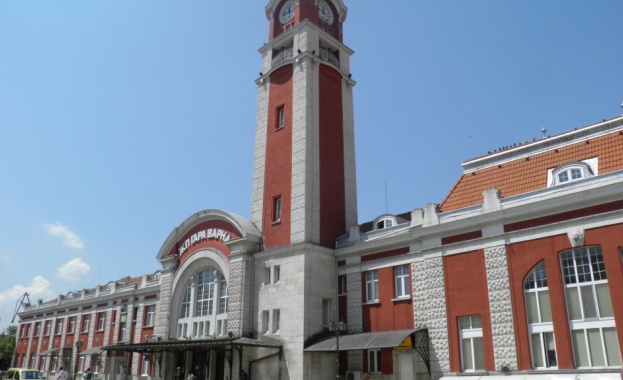 Районът около жп гарата във Варна е бил отцепен за
