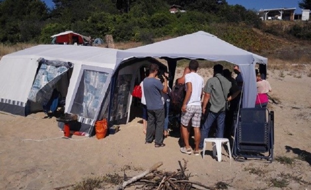 Продължават акциите за незаконно къмпингуващи Летовниците обаче се оплакват от