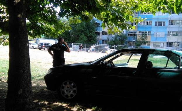 Полиция пази блок 96 в бургаския комплекс Меден рудник където