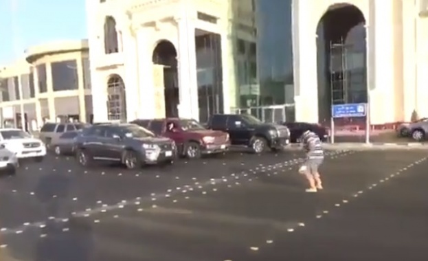 14 годишно момче се превърна едновременно в арестант и звезда