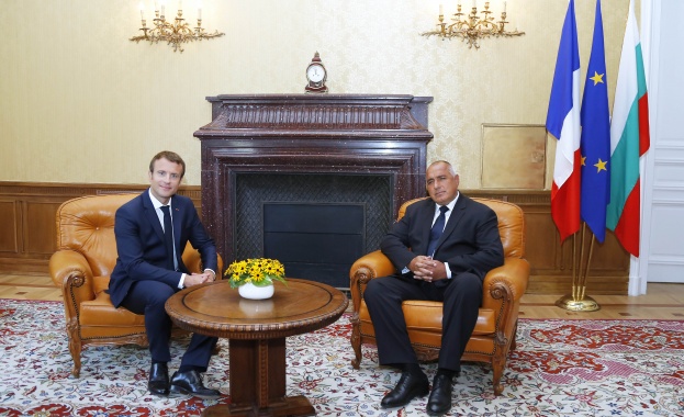 След като първо президентът Румен Радев се срещна с френския