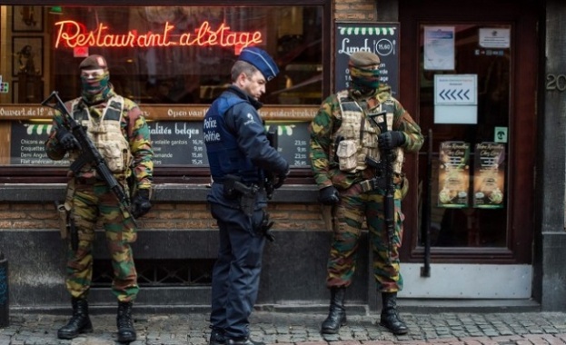 Войниците, които патрулират по улиците на Белгия, ще променят тактиките