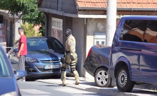 Служителите на босненската Държавна агенция за разследване и защита звършват