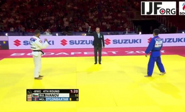 Спортният талант на Еврофутбол Ивайло Иванов стартира с убедителна победа