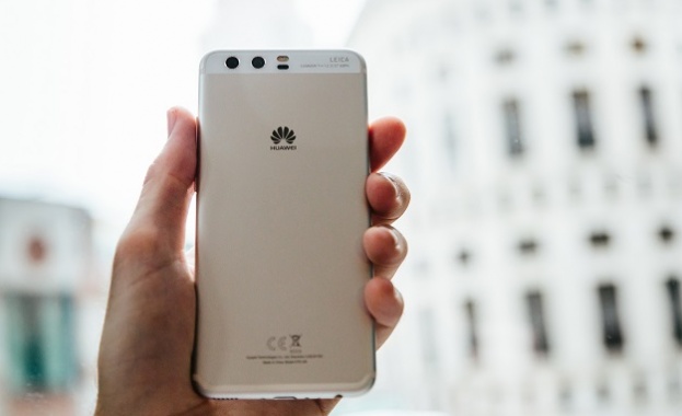Huawei P10 предлага невероятна скорост в зашеметяващ алуминиев корпус Искаш