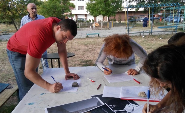 Граждани от столичния район Подуяне се свързаха с общинския съветник