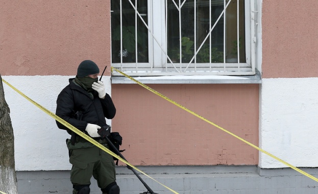 Младеж е открил стрелба на територията на училище в руския