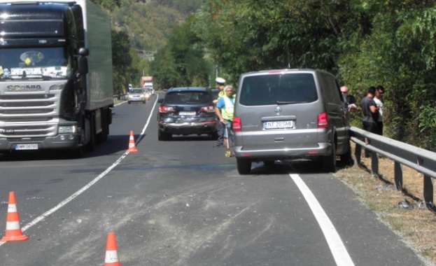 68 годишен румънски гражданин пострада при верижна катастрофа на път