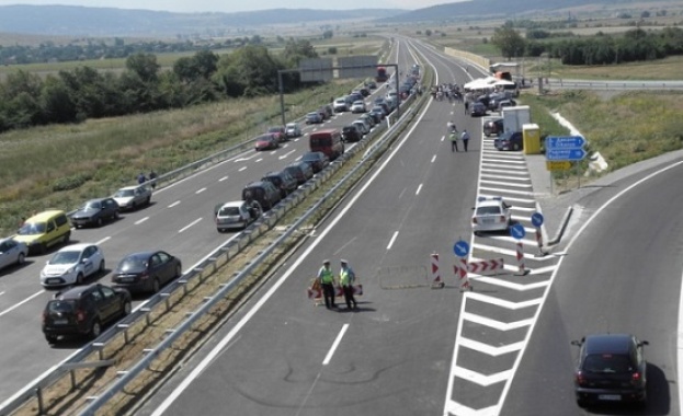 Пет варианта за изграждането на автомагистрала Струма в участъка от