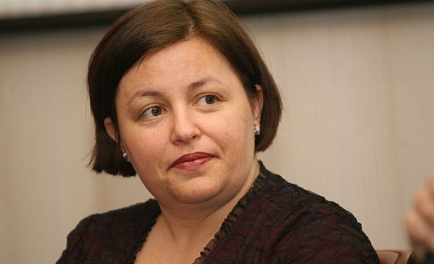 Родителите просто връчват едно устройство в ръцете на детето си