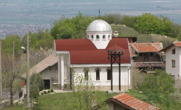 Жители на Руен красиво родопско село в община Куклен започват