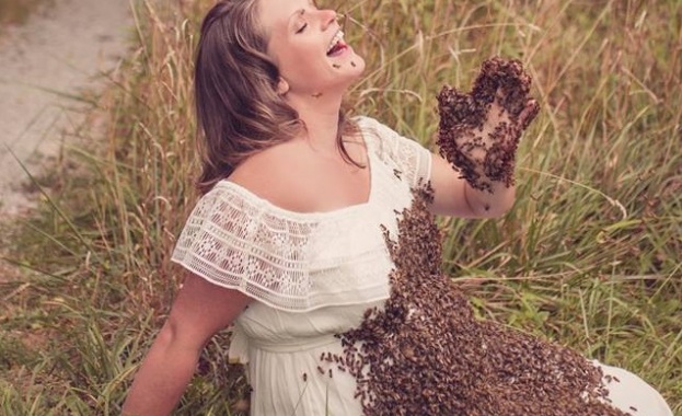 Бременната Емили Мюлер и нейният съпруг притежават компания която се