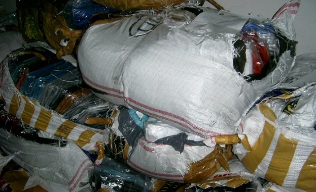 Служители от митническа мобилна група съвместно със служители на Гранична