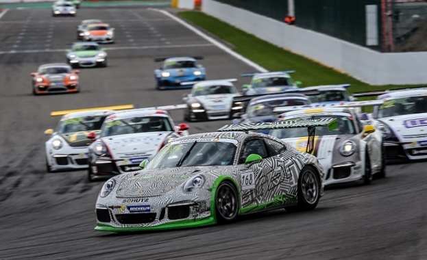 Разлив на масло по пистата прати сезона на българския пилот