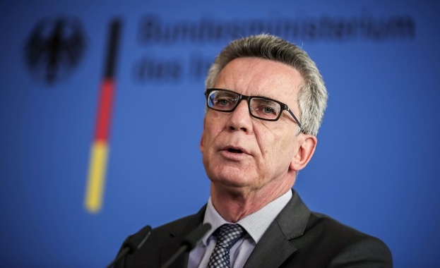 Германският вътрешен министър Томас де Мезиер заяви че е против