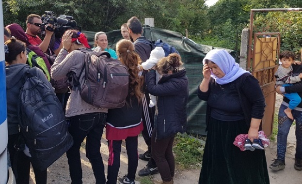 Продължава операцията на полицията срещу нелегалната миграция в столичния квартал