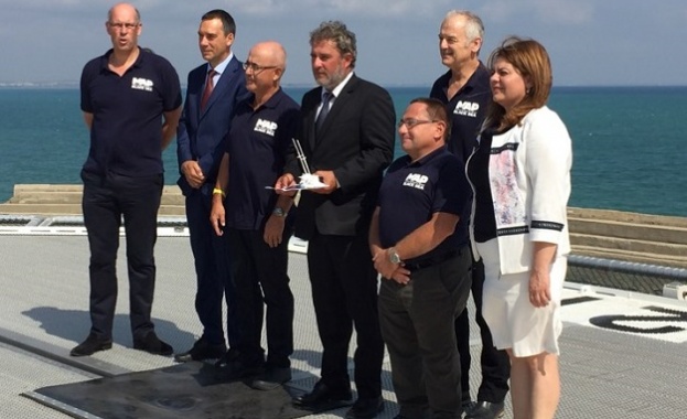 Кметът на Бургас Димитър Николов министърът на културата Боил Банов