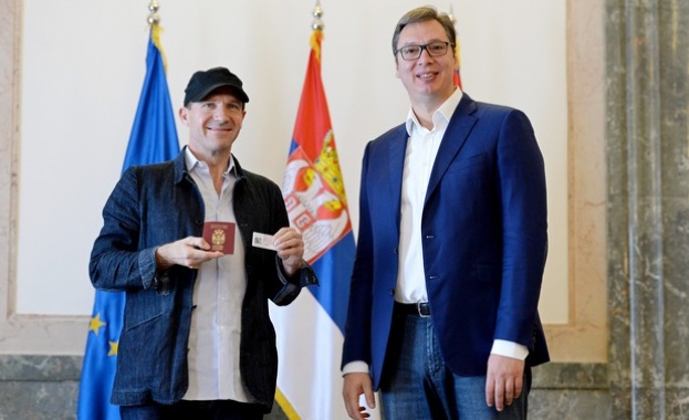 Британският актьор и режисьор Ралф Файнс получи сръбско гражданство съобщава