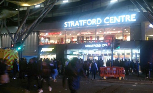 Шестима души са ранени при атака с киселина в района