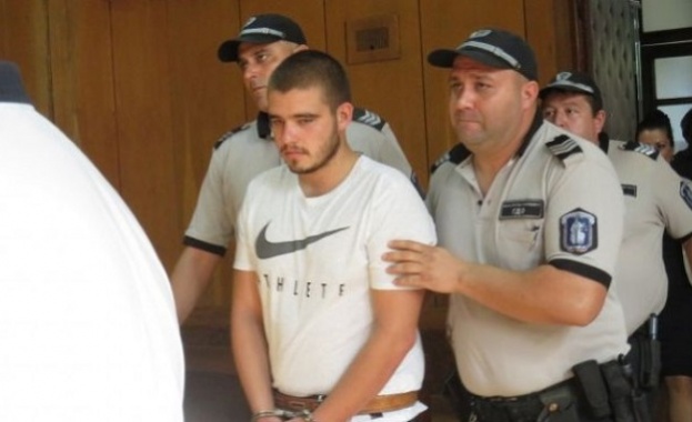 Синът на убития във Виноградец остана зад решетките. Полицията и