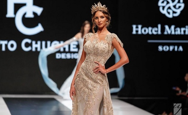 Дизайнерът Христо Чучев който до момента е представял на сцената