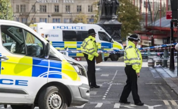 Млад мъж почина 14 годишно момче е с опасност за живота