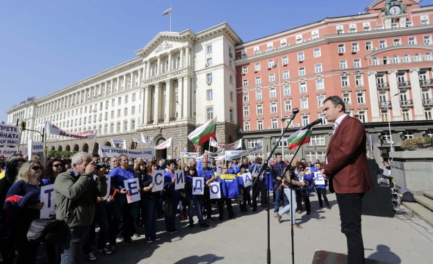 БСП ще бъде съпричастна във вашите усилия да запазите работните