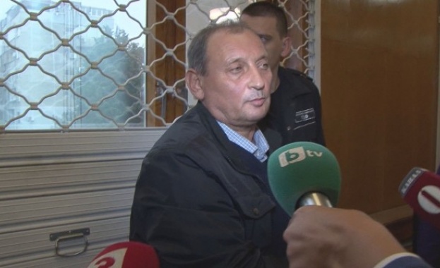 Свидетели разказват че директорът на училището в бургаското село Ново