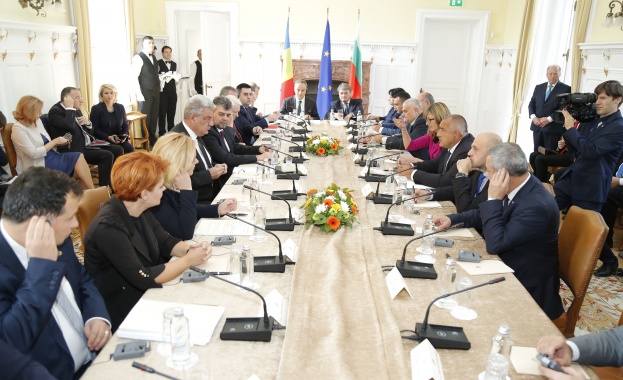 Трафикът между двете страни ще се улесни и засили чрез