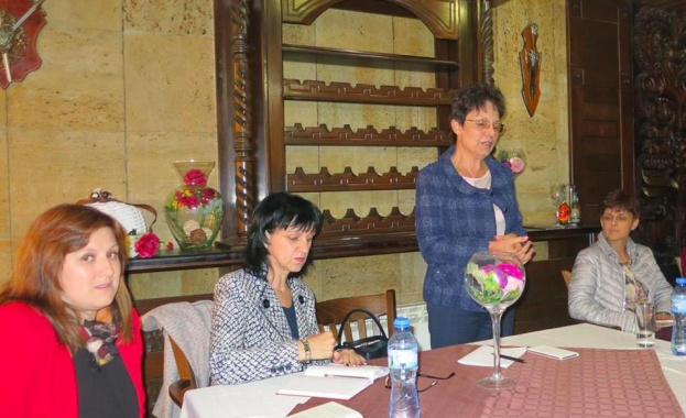 Депутатите от БСП за България Кристина Сидорова Донка Симеонова и