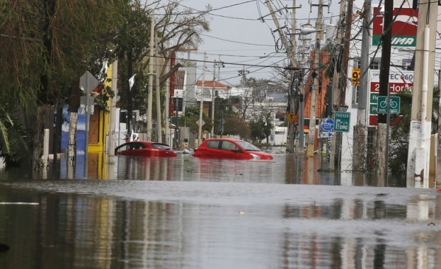 Броят на жертвите в Пуерто Рико след урагана Мария се