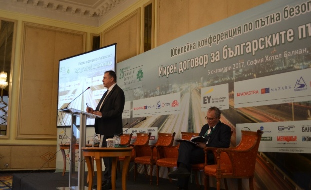 Войната по пътищата е сериозен проблем от който икономиката на